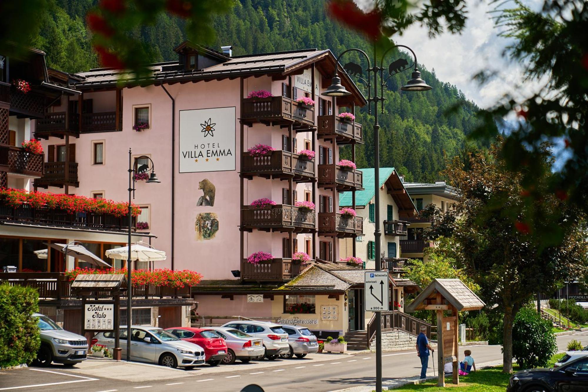 Hotel Villa Emma Madonna di Campiglio Exterior photo